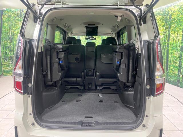 セレナ ハイウェイスターV 禁煙車 2トーン 衝突軽減装置 プロパイロット 後席モニター 9型SDナビ 両側電動スライド ETC ドラレコ ブラインドスポットモニター LEDヘッド リアオートエアコン 純正16インチアルミ(11枚目)