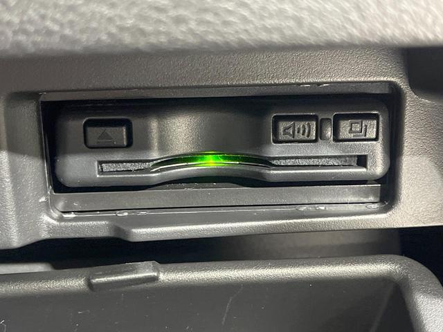 セレナ ハイウェイスターV 禁煙車 2トーン 衝突軽減装置 プロパイロット 後席モニター 9型SDナビ 両側電動スライド ETC ドラレコ ブラインドスポットモニター LEDヘッド リアオートエアコン 純正16インチアルミ(29枚目)