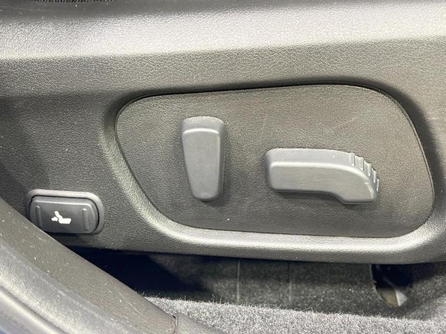 レヴォーグ 1.6GT-Sアイサイト 禁煙車 4WD ターボ SDナビ バックカメラ 衝突被害軽減システム レーダークルーズ ドラレコ コーナーセンサー スマートキー LEDヘッド ビルトインETC 車線逸脱警報 オートライト(53枚目)