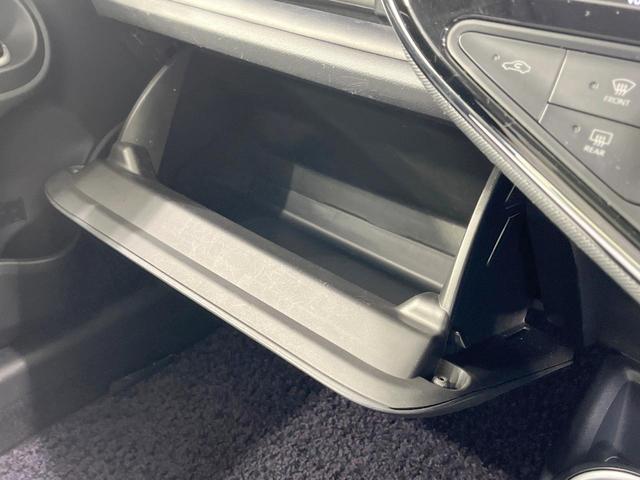 アクア クロスオーバー 禁煙車 純正9型ナビ バックカメラ 衝突軽減装置 レザーシート コーナーセンサー スマートキー LEDヘッド ETC オートハイビーム 車線逸脱警報 オートライト オートエアコン 純正16インチAW(24枚目)