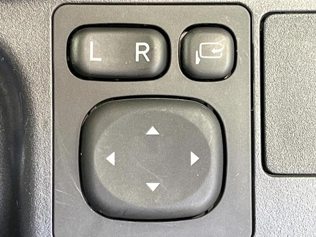 アクア クロスオーバー 禁煙車 純正9型ナビ バックカメラ 衝突軽減装置 レザーシート コーナーセンサー スマートキー LEDヘッド ETC オートハイビーム 車線逸脱警報 オートライト オートエアコン 純正16インチAW(38枚目)