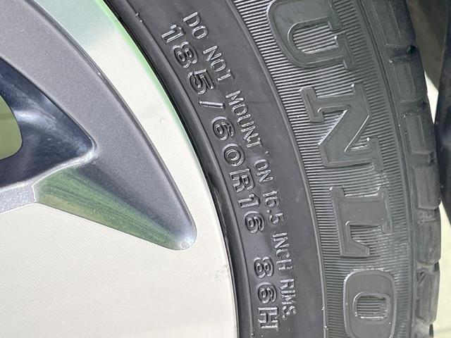 アクア クロスオーバー 禁煙車 純正9型ナビ バックカメラ 衝突軽減装置 レザーシート コーナーセンサー スマートキー LEDヘッド ETC オートハイビーム 車線逸脱警報 オートライト オートエアコン 純正16インチAW(54枚目)