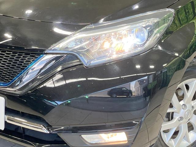 ノート ｅ－パワー　メダリスト　禁煙車　純正ナビ　バックカメラ　衝突軽減装置　ハーフレザーシート　スマートキー　ＬＥＤヘッド　ＥＴＣ　車線逸脱警報　オートライト　オートエアコン　純正１５インチアルミ　Ｂｌｕｅｔｏｏｔｈ（12枚目）