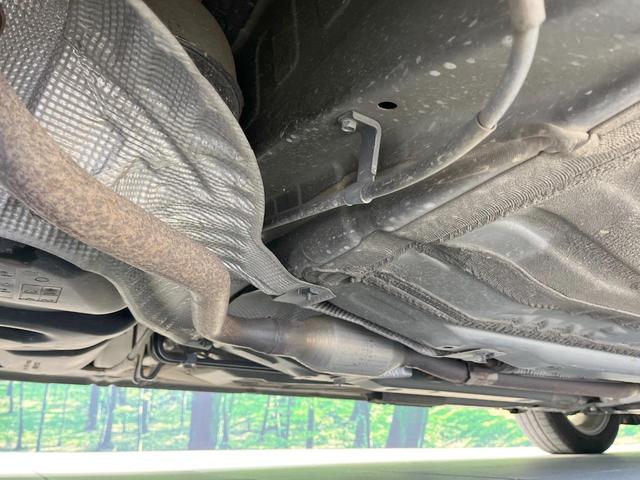 ノート ｅ－パワー　メダリスト　禁煙車　純正ナビ　バックカメラ　衝突軽減装置　ハーフレザーシート　スマートキー　ＬＥＤヘッド　ＥＴＣ　車線逸脱警報　オートライト　オートエアコン　純正１５インチアルミ　Ｂｌｕｅｔｏｏｔｈ（22枚目）