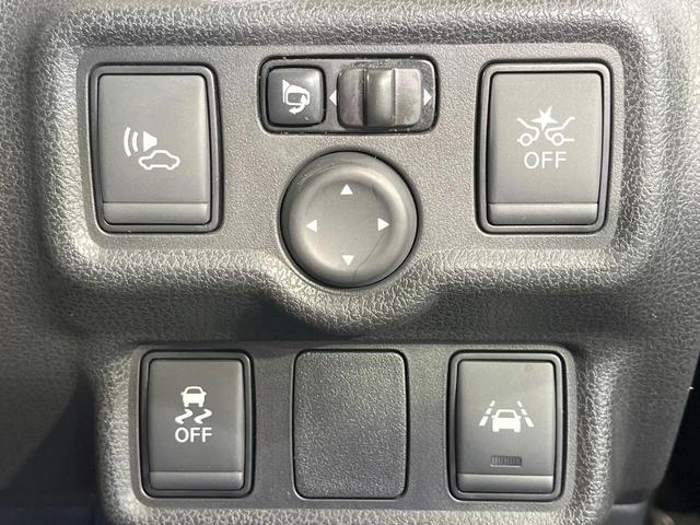 ノート ｅ－パワー　メダリスト　禁煙車　純正ナビ　バックカメラ　衝突軽減装置　ハーフレザーシート　スマートキー　ＬＥＤヘッド　ＥＴＣ　車線逸脱警報　オートライト　オートエアコン　純正１５インチアルミ　Ｂｌｕｅｔｏｏｔｈ（33枚目）