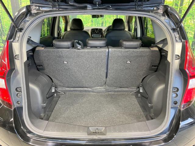 ノート ｅ－パワー　メダリスト　禁煙車　純正ナビ　バックカメラ　衝突軽減装置　ハーフレザーシート　スマートキー　ＬＥＤヘッド　ＥＴＣ　車線逸脱警報　オートライト　オートエアコン　純正１５インチアルミ　Ｂｌｕｅｔｏｏｔｈ（42枚目）