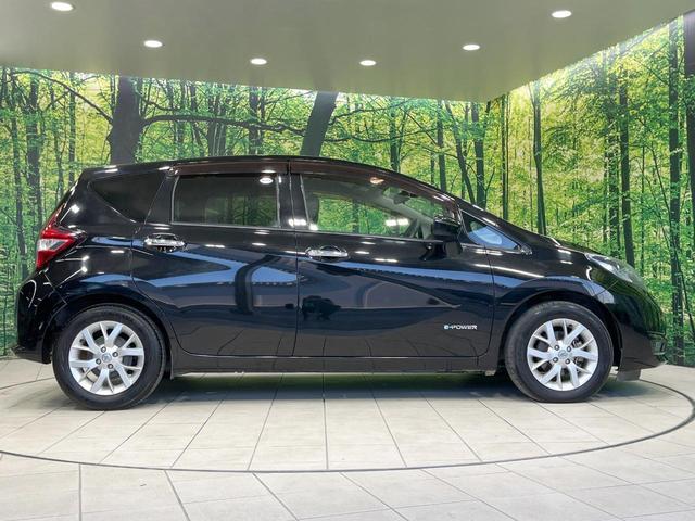 ノート ｅ－パワー　メダリスト　禁煙車　純正ナビ　バックカメラ　衝突軽減装置　ハーフレザーシート　スマートキー　ＬＥＤヘッド　ＥＴＣ　車線逸脱警報　オートライト　オートエアコン　純正１５インチアルミ　Ｂｌｕｅｔｏｏｔｈ（50枚目）