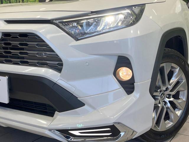 RAV4 G Zパッケージ 禁煙車 4WD モデリスタエアロ 純正9型ナビ 衝突軽減装置 レーダークルーズ バックカメラ シートヒーター 合皮シート パワーバックドア LEDヘッド 純正19インチアルミ 置くだけ充電 ETC(12枚目)