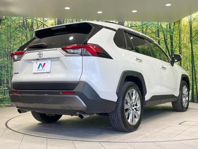 RAV4 G Zパッケージ 禁煙車 4WD モデリスタエアロ 純正9型ナビ 衝突軽減装置 レーダークルーズ バックカメラ シートヒーター 合皮シート パワーバックドア LEDヘッド 純正19インチアルミ 置くだけ充電 ETC(17枚目)
