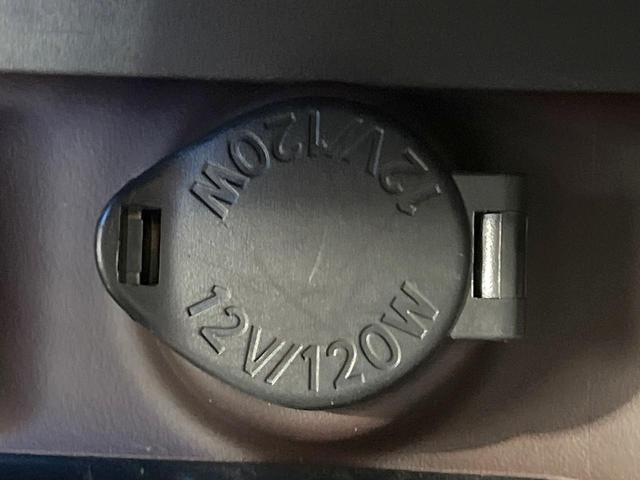 RAV4 G Zパッケージ 禁煙車 4WD モデリスタエアロ 純正9型ナビ 衝突軽減装置 レーダークルーズ バックカメラ シートヒーター 合皮シート パワーバックドア LEDヘッド 純正19インチアルミ 置くだけ充電 ETC(31枚目)