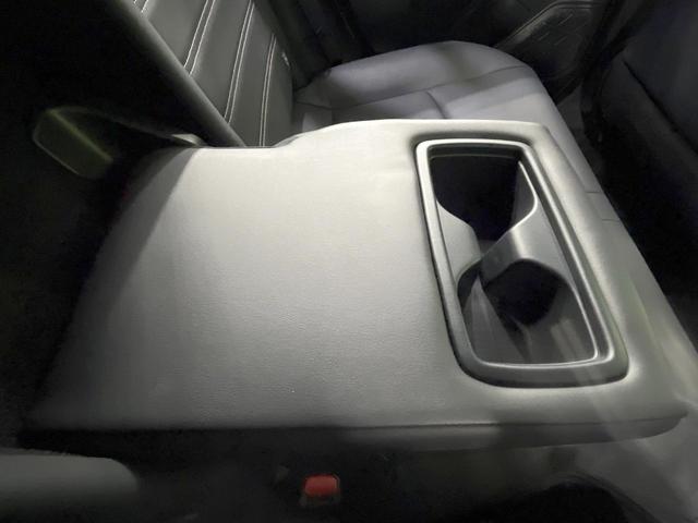 RAV4 G Zパッケージ 禁煙車 4WD モデリスタエアロ 純正9型ナビ 衝突軽減装置 レーダークルーズ バックカメラ シートヒーター 合皮シート パワーバックドア LEDヘッド 純正19インチアルミ 置くだけ充電 ETC(51枚目)