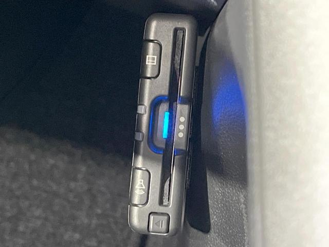 ライズ X 禁煙車 4WD SDナビ バックカメラ 寒冷地仕様 衝突軽減装置 ドラレコ コーナーセンサー スマートキー LEDヘッド ETC オートハイビーム オートライト Bluetooth CD(32枚目)