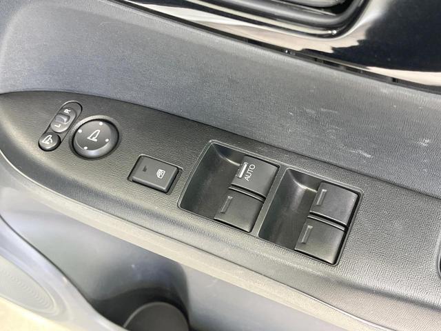 N-ONE ツアラー 禁煙車 ターボ 衝突軽減装置 純正ナビ バックカメラ ETC ドラレコ パドルシフト クルーズコントロール スマートキー HIDヘッド Bluetooth オートライト オートエアコン 電動格納ミラー(46枚目)