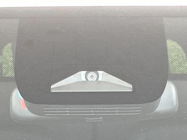 ヴォクシー S-Z 禁煙車 純正10型ディスプレイオー両側電動スライドドア バックカメラ 衝突軽減装置 レーダークルーズ ドラレコ コーナーセンサー LEDヘッド オートハイビーム 車線逸脱警報 デュアルエアコン(5枚目)