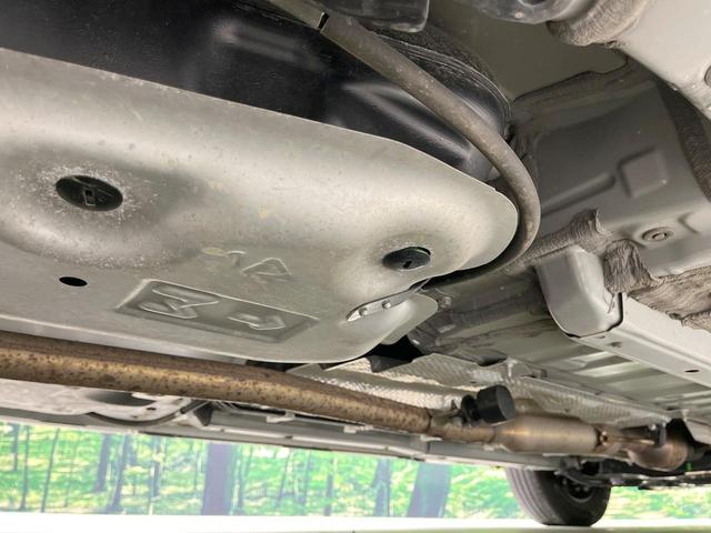 ヤリス X 禁煙車 4WD 衝突軽減装置 SDナビ バックカメラ 寒冷地仕様 レーダークルーズ ETC スマートキー オートハイビーム クリアランスソナー Bluetooth再生 オートライト 電動格納ミラー(22枚目)