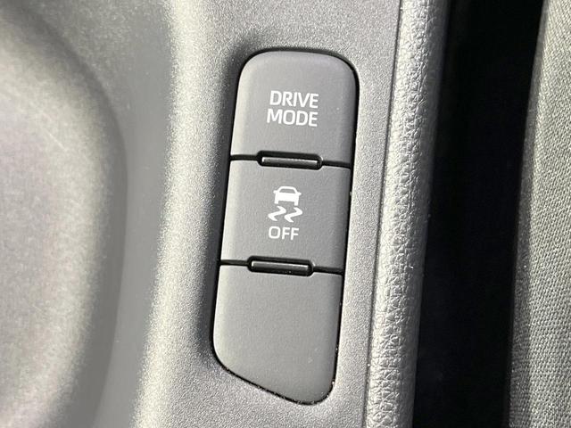 ヤリス X 禁煙車 4WD 衝突軽減装置 SDナビ バックカメラ 寒冷地仕様 レーダークルーズ ETC スマートキー オートハイビーム クリアランスソナー Bluetooth再生 オートライト 電動格納ミラー(39枚目)