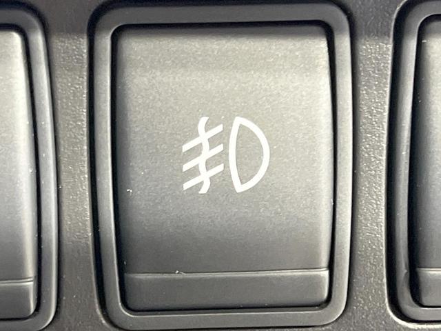 エクストレイル 20X 禁煙車 4WD 7人乗り 後席モニター 純正ナビ 全周囲カメラ 衝突軽減装置 ETC ドラレコ パワーバックドア LEDヘッド オートエアコン オートライト アイドリングストップ 純正18インチアルミ(36枚目)