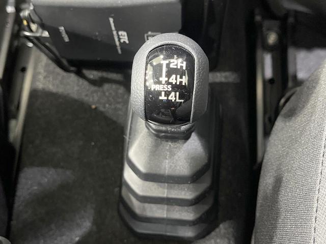 ジムニー XG 禁煙車 4WD ディスプレイオーディオ バックカメラ LEDヘッド ETC ドラレコ ダウンヒルアシスト Bluetooth 純正16インチアルミ 衝突安全ボディ プライバシーガラス キーレス(3枚目)