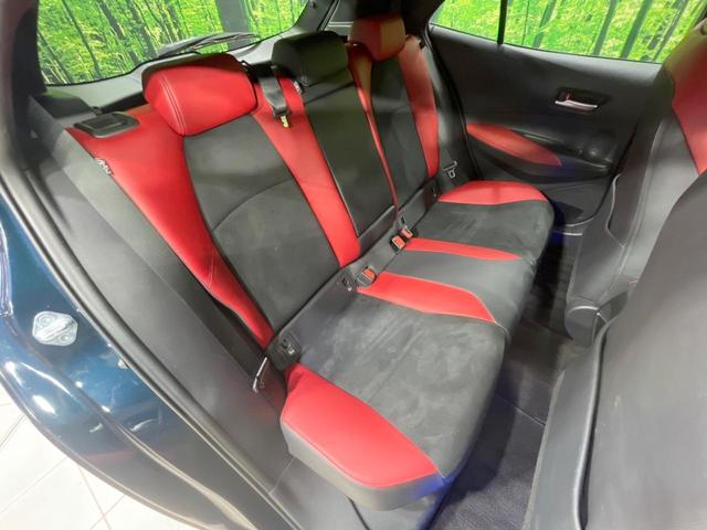 カローラスポーツ ハイブリッドＧ　Ｚ　禁煙車　純正９型ナビ　バックカメラ　衝突軽減装置　レーダークルーズ　ハーフレザーシート　ドラレコ　コーナーセンサー　シートヒーター　ＬＥＤヘッド　ＥＴＣ　オートハイビーム　オートライト　スマートキー（9枚目）
