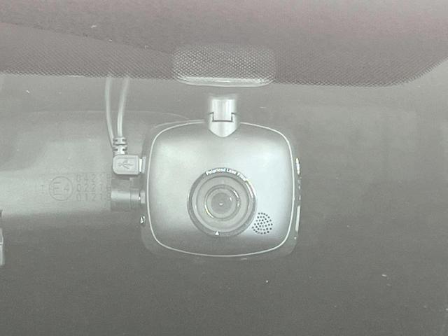 アルファード ２．５Ｓ　Ａパッケージ　タイプブラック　禁煙車　モデリスタエアロ　１０型ナビ　両側電動スライドドア　後席モニター　バックカメラ　衝突軽減装置　１００Ｖ電源　レーダークルーズ　電動リアゲート　ハーフレザーシート　ドラレコ　コーナーセンサー（30枚目）