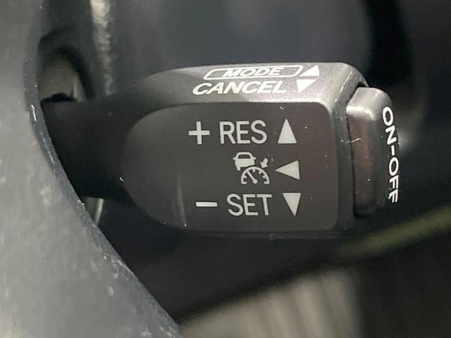 アルファード ２．５Ｓ　Ａパッケージ　タイプブラック　禁煙車　モデリスタエアロ　１０型ナビ　両側電動スライドドア　後席モニター　バックカメラ　衝突軽減装置　１００Ｖ電源　レーダークルーズ　電動リアゲート　ハーフレザーシート　ドラレコ　コーナーセンサー（33枚目）