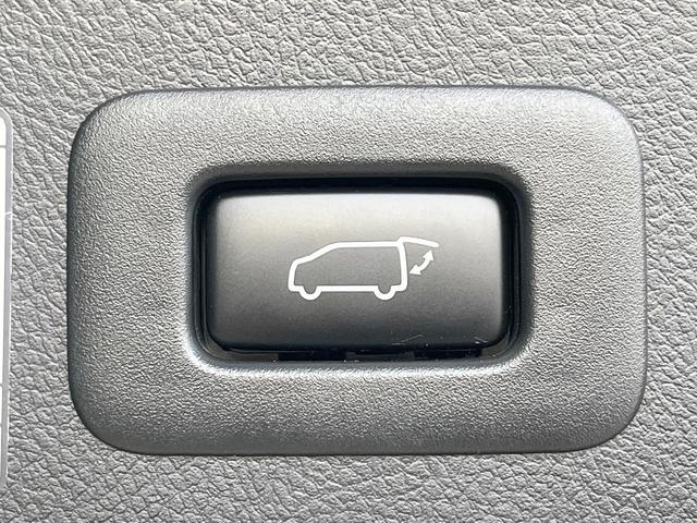 アルファード ２．５Ｓ　Ａパッケージ　タイプブラック　禁煙車　モデリスタエアロ　１０型ナビ　両側電動スライドドア　後席モニター　バックカメラ　衝突軽減装置　１００Ｖ電源　レーダークルーズ　電動リアゲート　ハーフレザーシート　ドラレコ　コーナーセンサー（38枚目）