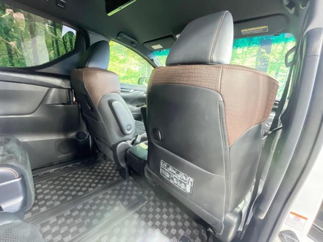 アルファード ２．５Ｓ　Ａパッケージ　タイプブラック　禁煙車　モデリスタエアロ　１０型ナビ　両側電動スライドドア　後席モニター　バックカメラ　衝突軽減装置　１００Ｖ電源　レーダークルーズ　電動リアゲート　ハーフレザーシート　ドラレコ　コーナーセンサー（48枚目）