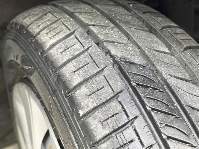 N-WGN G 禁煙車 4WD スマートキー 前席シートヒーター アイドリングストップ オートエアコン CD 電動格納ミラー プライバシーガラス 盗難防止装置 横滑り防止機能 ドアバイザー 衝突安全ボディ(47枚目)