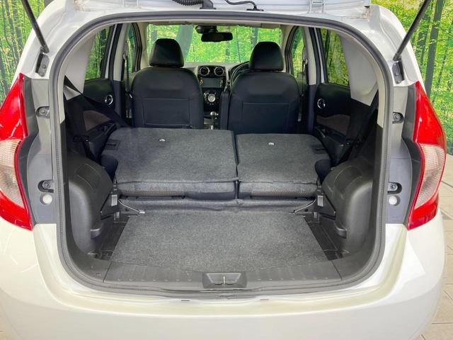 ノート メダリスト　エマージェンシーブレーキパッケージ　禁煙車　純正ナビ　全周囲カメラ　衝突軽減装置　ハーフレザーシート　スマートキー　ＥＴＣ　オートライト　オートエアコン　Ｂｌｕｅｔｏｏｔｈ　ＣＤ　ＤＶＤ再生　地デジ　車線逸脱警報　横滑り防止装置（10枚目）