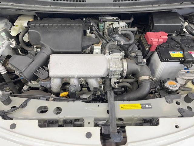 ノート メダリスト　エマージェンシーブレーキパッケージ　禁煙車　純正ナビ　全周囲カメラ　衝突軽減装置　ハーフレザーシート　スマートキー　ＥＴＣ　オートライト　オートエアコン　Ｂｌｕｅｔｏｏｔｈ　ＣＤ　ＤＶＤ再生　地デジ　車線逸脱警報　横滑り防止装置（18枚目）