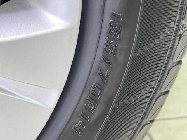 ノート メダリスト　エマージェンシーブレーキパッケージ　禁煙車　純正ナビ　全周囲カメラ　衝突軽減装置　ハーフレザーシート　スマートキー　ＥＴＣ　オートライト　オートエアコン　Ｂｌｕｅｔｏｏｔｈ　ＣＤ　ＤＶＤ再生　地デジ　車線逸脱警報　横滑り防止装置（50枚目）