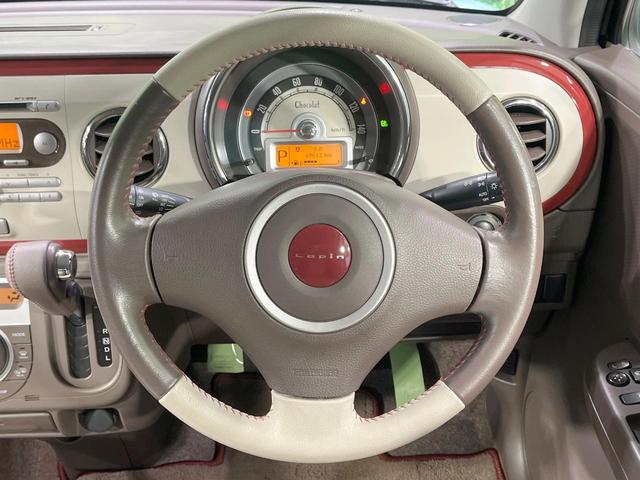 アルトラパンショコラ X 禁煙車 4WD シートヒーター スマートキー HIDヘッド オートエアコン 純正14インチアルミ CD再生 合皮シート アイドリングストップ 電動格納ミラー 盗難防止装置 プライバシーガラス(10枚目)