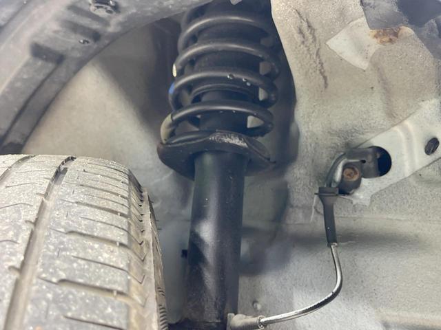 アルトラパンショコラ X 禁煙車 4WD シートヒーター スマートキー HIDヘッド オートエアコン 純正14インチアルミ CD再生 合皮シート アイドリングストップ 電動格納ミラー 盗難防止装置 プライバシーガラス(19枚目)