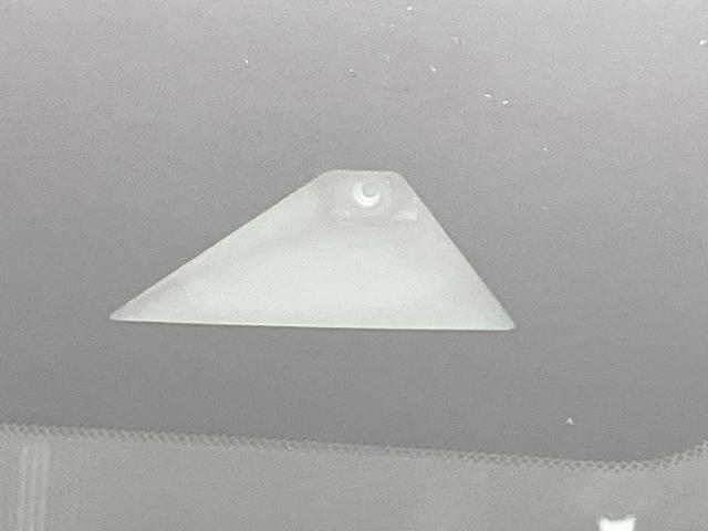 ノート Ｘ　禁煙車　衝突軽減装置　純正９型ナビ　プロパイロット　全周囲カメラ　デジタルインナーミラー　ＥＴＣ　ドラレコ　ブラインドスポットモニター　ＬＥＤヘッド　オートライト　Ｂｌｕｅｔｏｏｔｈ　スマートキー（5枚目）