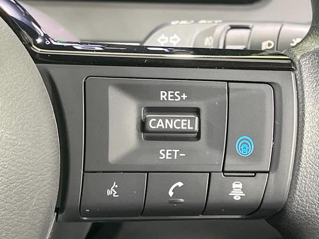 ノート Ｘ　禁煙車　衝突軽減装置　純正９型ナビ　プロパイロット　全周囲カメラ　デジタルインナーミラー　ＥＴＣ　ドラレコ　ブラインドスポットモニター　ＬＥＤヘッド　オートライト　Ｂｌｕｅｔｏｏｔｈ　スマートキー（6枚目）