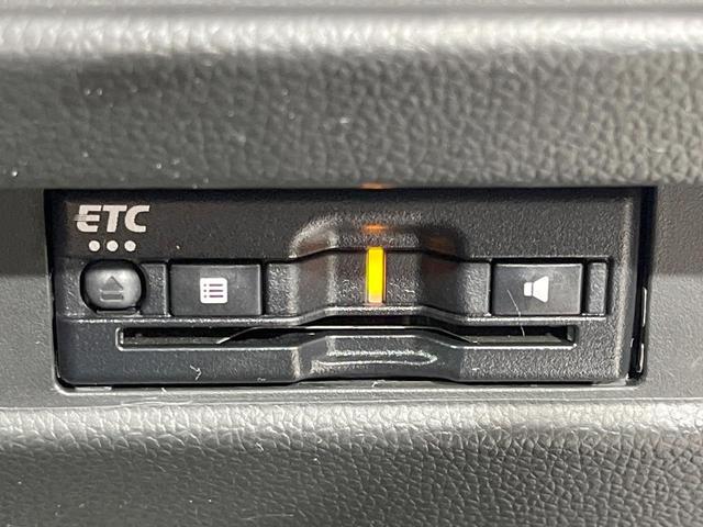 ワゴンR FA 禁煙車 4WD 純正ナビ 衝突被害軽減 シートヒーター ドラレコ コーナーセンサー スマートキー ETC オートハイビーム オートライト Bluetooth CD/DVD再生 フルセグ ドアバイザー(7枚目)