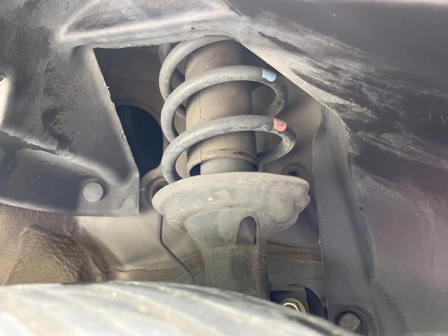 N-BOXカスタム G・ターボパッケージ 禁煙車 4WD ターボ 両側電動スライドドア 純正ナビ バックカメラ スマートキー HIDヘッド ETC クルコン オートライト オートエアコン 純正15インチアルミ Bluetooth CD(20枚目)