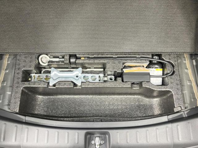 N-BOXカスタム G・ターボパッケージ 禁煙車 4WD ターボ 両側電動スライドドア 純正ナビ バックカメラ スマートキー HIDヘッド ETC クルコン オートライト オートエアコン 純正15インチアルミ Bluetooth CD(42枚目)