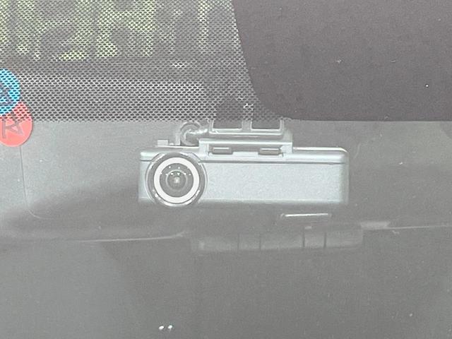 ノート e-パワー X 禁煙車 純正ナビ 全周囲カメラ 衝突軽減装置 ドラレコ コーナーセンサー スマートキー ETC オートライト オートエアコン 純正15インチアルミ Bluetooth CD DVD再生(6枚目)