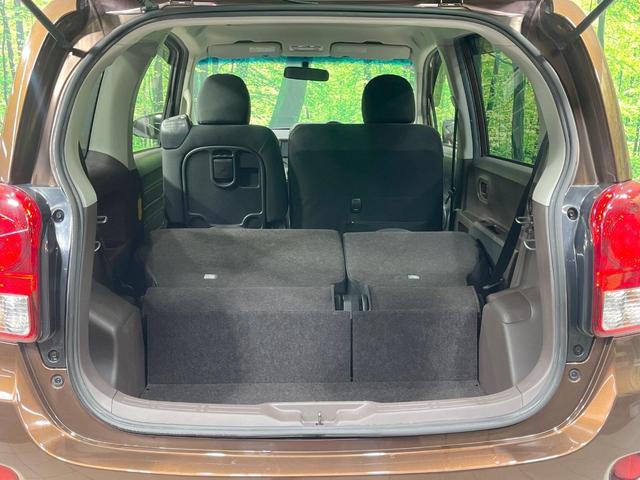 後席を格納すると、これだけの広さが！シーンに合わせたシートアレンジで、大きな荷物も積むことが出来ます♪