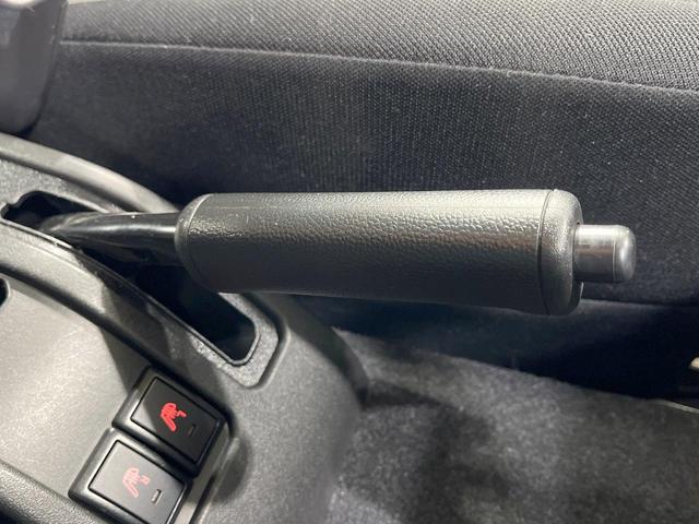 ジムニー XL 4WD 禁煙車 衝突軽減装置 アルパインディスプレイオーディオ バックカメラ ETC 前席シートヒーター スマートキー オートハイビーム Bluetooth再生 電動格納ミラー オートライト(31枚目)