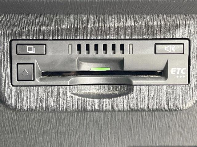 【ＥＴＣ】高速道路の料金所をストレスなく通過！話題のスポットやサービスエリアに多い「スマートＩＣ」利用時は必須のアイテムです。当店でセットアップを実施、ご納車当日からすぐにご利用いただけます！