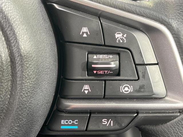 ＸＶ ２．０ｅ－Ｌ　アイサイト　スマートエディション　禁煙車　４ＷＤ　純正８型ナビ　バックカメラ　衝突軽減装置　レーダークルーズ　ドラレコ　コーナーセンサー　スマートキー　ＬＥＤヘッド　ルーフレール　ＥＴＣ　純正１７インチＡＷ　車線逸脱警報　オートライト（6枚目）