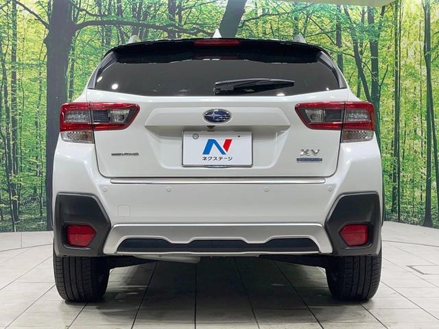 ＸＶ ２．０ｅ－Ｌ　アイサイト　スマートエディション　禁煙車　４ＷＤ　純正８型ナビ　バックカメラ　衝突軽減装置　レーダークルーズ　ドラレコ　コーナーセンサー　スマートキー　ＬＥＤヘッド　ルーフレール　ＥＴＣ　純正１７インチＡＷ　車線逸脱警報　オートライト（15枚目）