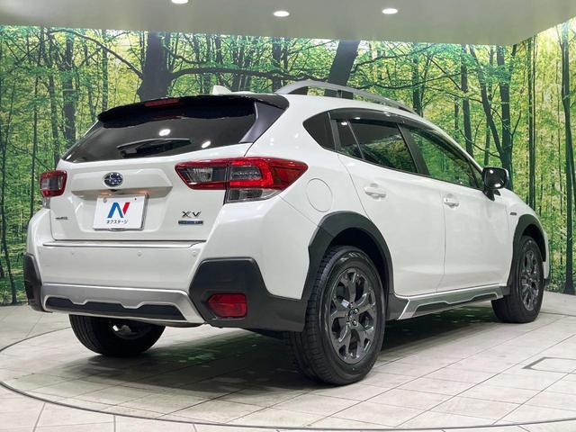 ＸＶ ２．０ｅ－Ｌ　アイサイト　スマートエディション　禁煙車　４ＷＤ　純正８型ナビ　バックカメラ　衝突軽減装置　レーダークルーズ　ドラレコ　コーナーセンサー　スマートキー　ＬＥＤヘッド　ルーフレール　ＥＴＣ　純正１７インチＡＷ　車線逸脱警報　オートライト（17枚目）