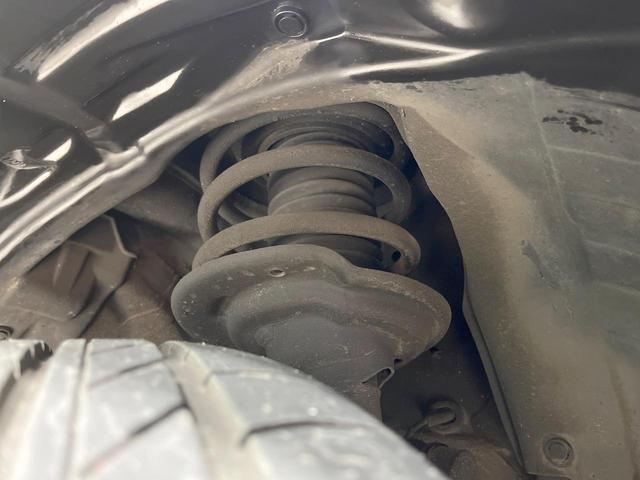 ＸＶ ２．０ｅ－Ｌ　アイサイト　スマートエディション　禁煙車　４ＷＤ　純正８型ナビ　バックカメラ　衝突軽減装置　レーダークルーズ　ドラレコ　コーナーセンサー　スマートキー　ＬＥＤヘッド　ルーフレール　ＥＴＣ　純正１７インチＡＷ　車線逸脱警報　オートライト（23枚目）