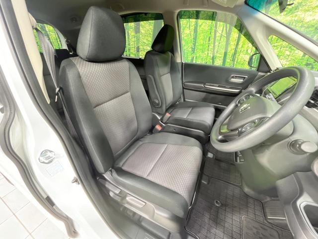 フリード Ｇブラックスタイル　４ＷＤ　純正ナビ　衝突軽減装置　両側電動スライド　レーダークルーズ　フルセグ　ＬＥＤヘッド　Ｂｌｕｅｔｏｏｔｈ再生　純正１５インチアルミ　オートライト　オートエアコン　ＤＶＤ／ＣＤ再生（8枚目）