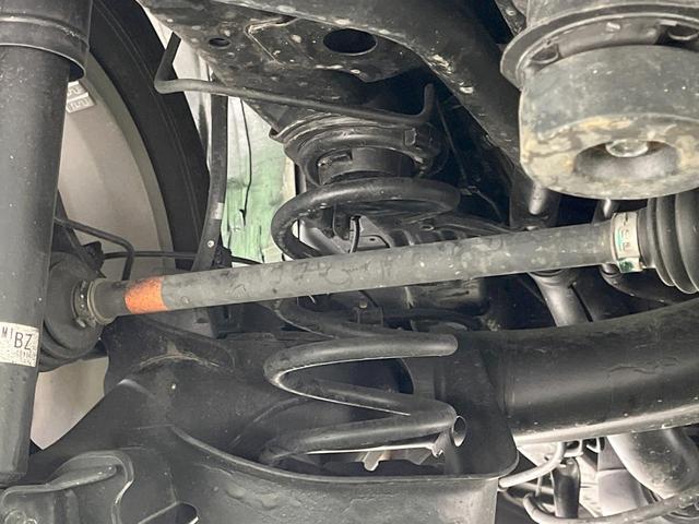 フリード Ｇブラックスタイル　４ＷＤ　純正ナビ　衝突軽減装置　両側電動スライド　レーダークルーズ　フルセグ　ＬＥＤヘッド　Ｂｌｕｅｔｏｏｔｈ再生　純正１５インチアルミ　オートライト　オートエアコン　ＤＶＤ／ＣＤ再生（21枚目）