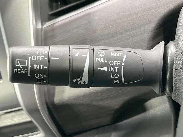 フリード Ｇブラックスタイル　４ＷＤ　純正ナビ　衝突軽減装置　両側電動スライド　レーダークルーズ　フルセグ　ＬＥＤヘッド　Ｂｌｕｅｔｏｏｔｈ再生　純正１５インチアルミ　オートライト　オートエアコン　ＤＶＤ／ＣＤ再生（33枚目）