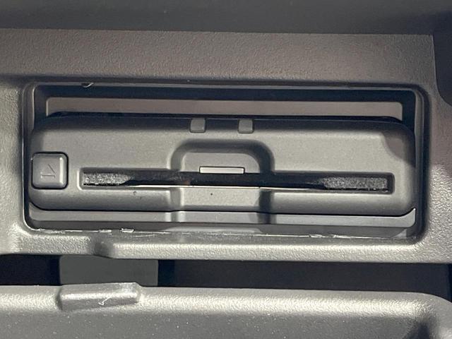 セレナ ｅ－パワー　ハイウェイスターＶ　アーバンクロム　禁煙車　後席モニター　純正１０型ナビ　全周囲カメラ　プロパイロット　衝突軽減装置　両側電動スライドドア　ドラレコ　ＥＴＣ　コーナーセンサー　ＬＥＤヘッドライト　オートハイビーム　オートライト（31枚目）